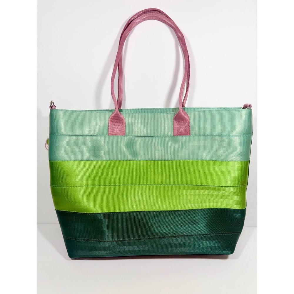 NWT Harveys Seatbelt Bag Love Me So Matcha Medium Streamline Tote MST Green Pink - Picture 13 of 13